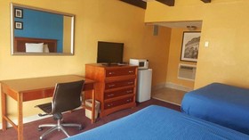 Glancy Motel