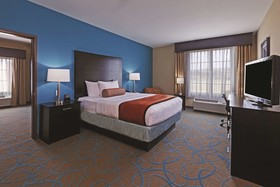 La Quinta Inn & Suites by Wyndham Clinton Historic Route 66