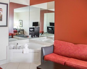 Comfort Inn & Suites Glenpool
