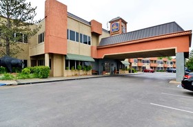 SureStay Plus Hotel by Best Western Lawton
