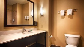 Best Western Lindsay Inn & Suites