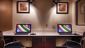 Best Western Lindsay Inn & Suites