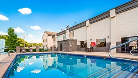 Best Western Locust Grove Inn & Suites