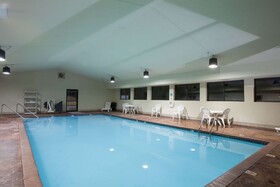 Hawthorn Suites by Wyndham Midwest City Tinker AFB