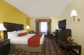 Best Western Greentree Inn & Suites