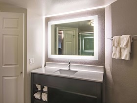 La Quinta Inn & Suites by Wyndham Oklahoma City Norman