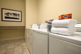 Country Inn & Suites by Radisson, Oklahoma City Airport, OK
