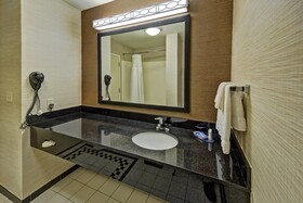 Fairfield Inn & Suites by Marriott Oklahoma City NW Expressway/Warr Acres