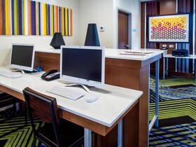 Holiday Inn Express & Suites Oklahoma City Airport