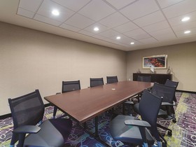 La Quinta Inn & Suites by Wyndham Oklahoma City - NW Expwy