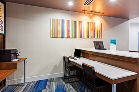 Holiday Inn Express & Suites Tulsa West - Sand Springs