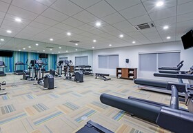 Holiday Inn Express & Suites Tulsa West - Sand Springs