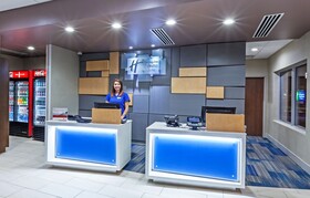 Holiday Inn Express & Suites Tulsa West - Sand Springs