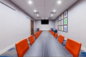 Holiday Inn Express & Suites Tulsa West - Sand Springs