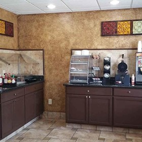 Magnuson Hotel Sand Springs