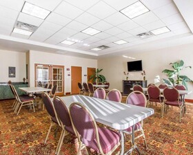 Spark by Hilton Shawnee