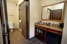 Best Western Plus Cimarron Hotel & Suites