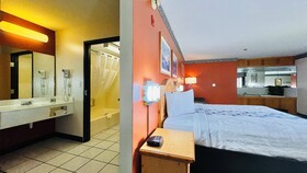 Regency Inn & Suites