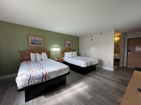 Regency Inn & Suites