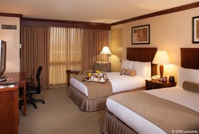 Crowne Plaza Tulsa Hotel Southern Hills