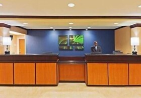 Fairfield Inn & Suites Tulsa Southeast/Crossroads Village