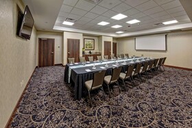 Hilton Garden Inn Tulsa Midtown