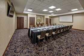 Hilton Garden Inn Tulsa Midtown