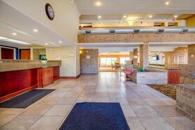 Tulsa Square Hotel Central, I-44 by OYO