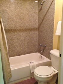 Americas Best Value Inn & Suites Yukon Oklahoma City