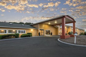 Quality Inn & Suites