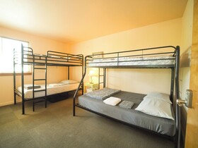 Ashland Commons Hostel