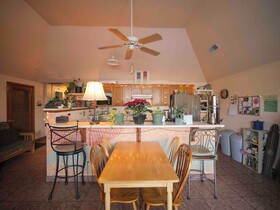 Ashland Commons Hostel