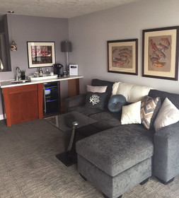 Astoria Riverwalk Inn