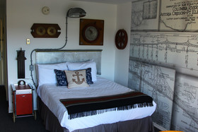 Astoria Riverwalk Inn