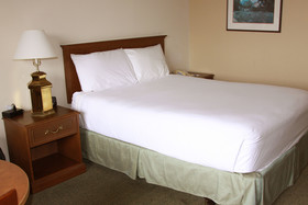 Astoria Riverwalk Inn