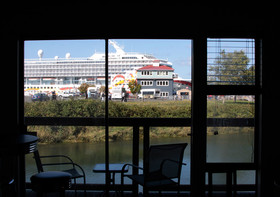 Astoria Riverwalk Inn