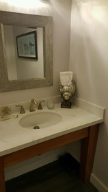 Astoria Riverwalk Inn