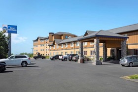 Lloyd Hotel Astoria Bayfront, Ascend Hotel Collection