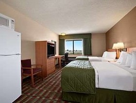 Super 8 by Wyndham Baker City