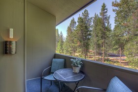 Abbot Condominiums by Village Properties at Sunriver