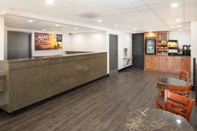 Red Lion Inn & Suites Deschutes River Bend