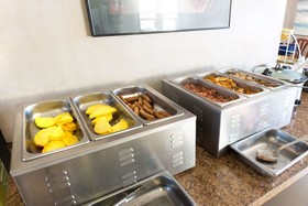 Days Inn by Wyndham Bend