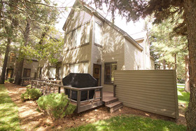 Eaglewood Condos by Village Properties at Sunriver