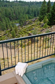 Mount Bachelor Village Resort