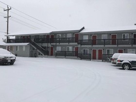 Mt. Bachelor Motel