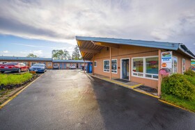 Royal Gateway Motel by OYO