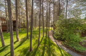 Wildflower Condos by Village Properties at Sunriver