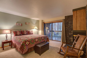 Wildflower Condos by Village Properties at Sunriver