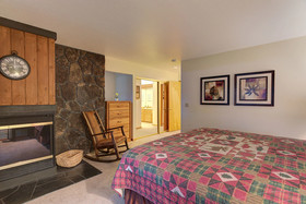 Wildflower Condos by Village Properties at Sunriver