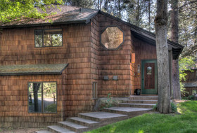 Wildflower Condos by Village Properties at Sunriver